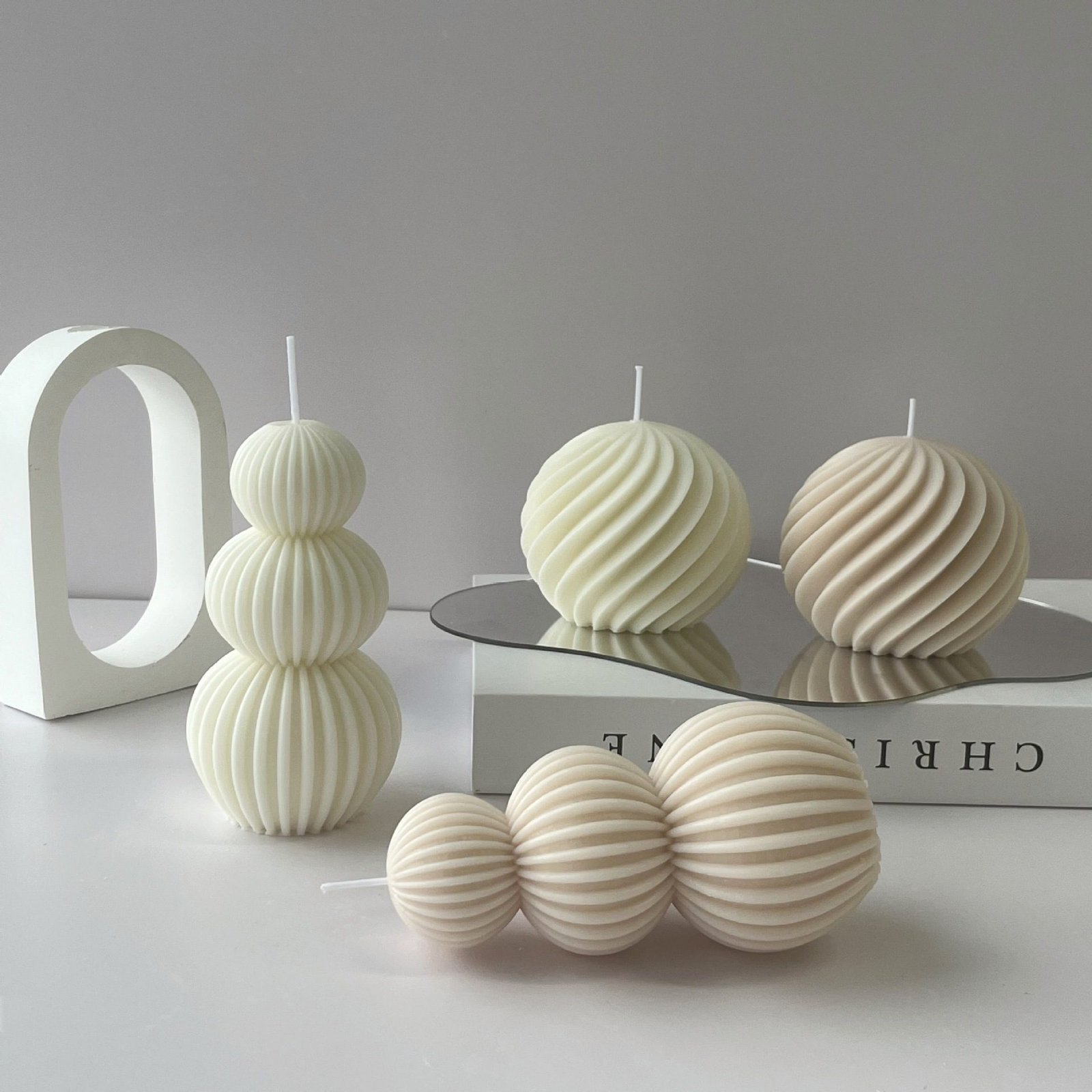 Wave Spherical Art Aromatherapy Candle - Image 2