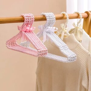 Pearl Hanger With Bow